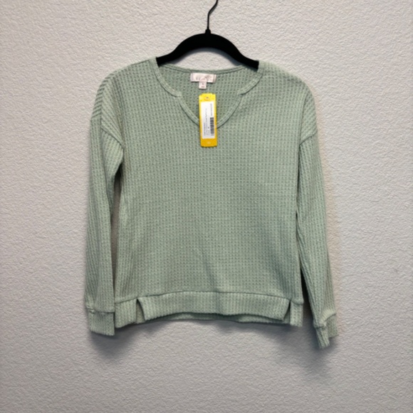 NWT Chill Collective Girls Notch Detail Waffle Top in Green - Picture 1 of 6
